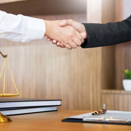 Negocio Boles Holmes White, Llc